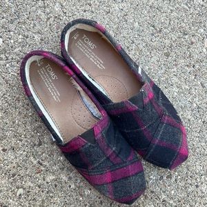Toms Apargata plaid cozy slip on